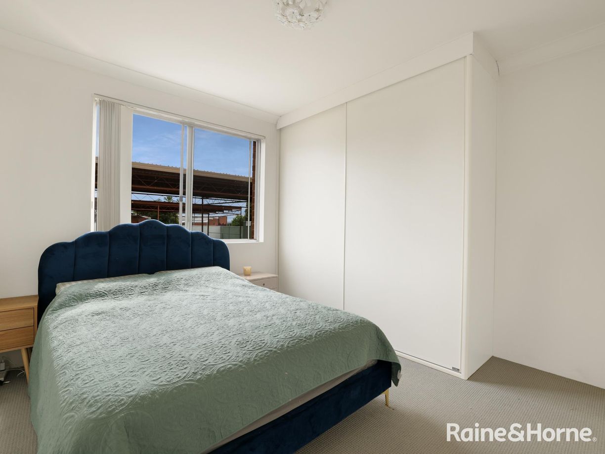2/67 Piper Street — photo 6 of 9