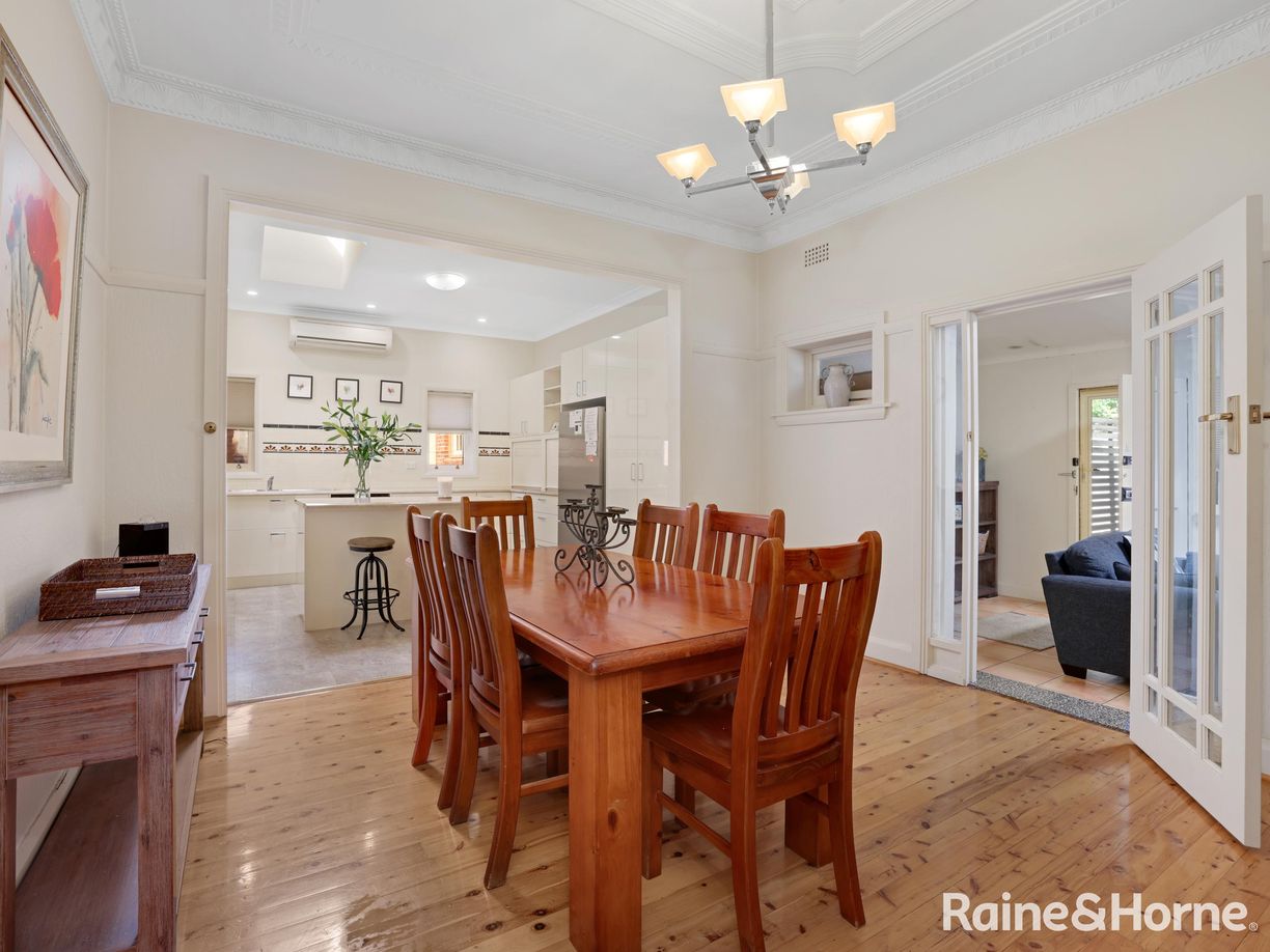 158a Rocket Street — photo 7 of 27