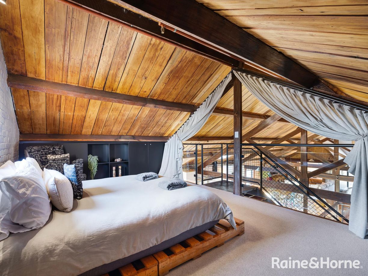 121A Keppel Street — photo 14 of 30