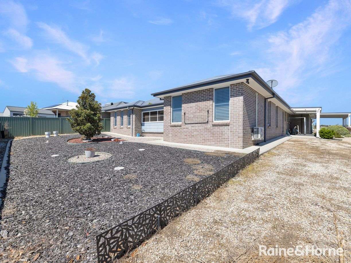 11 Twynam Avenue — photo 20 of 22
