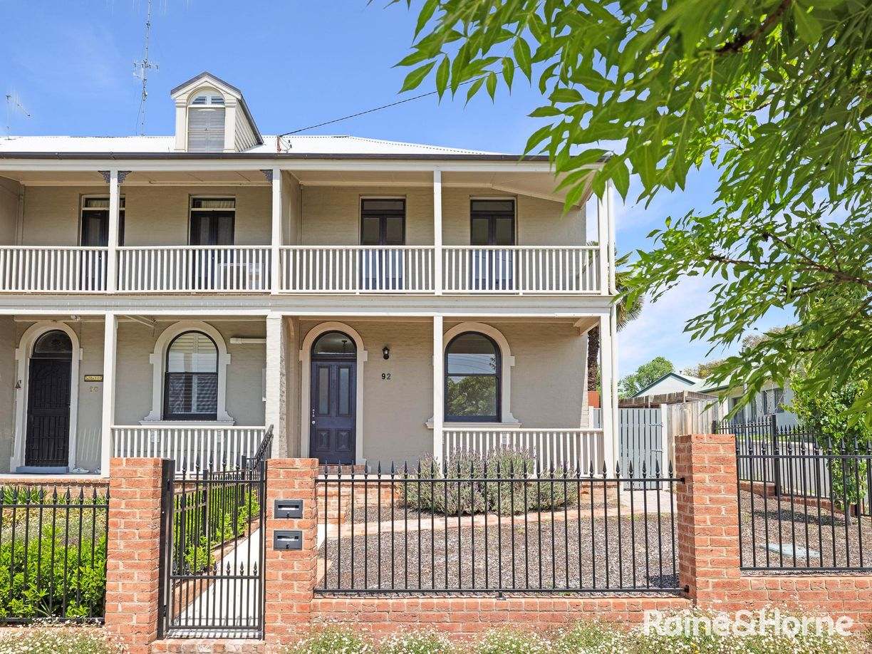 92 Russell Street, Bathurst, NSW 2795