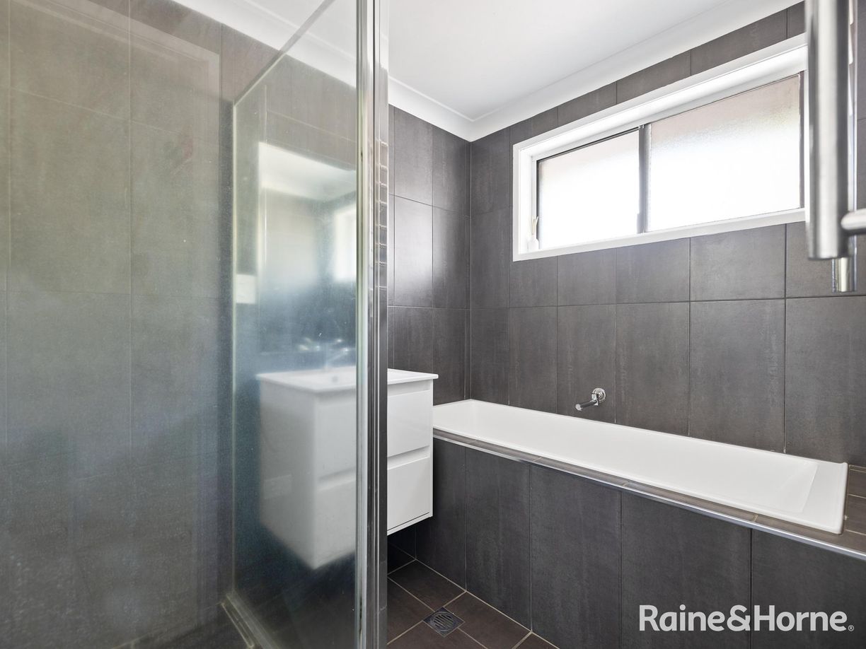 136 Dunkeld Road — photo 15 of 25