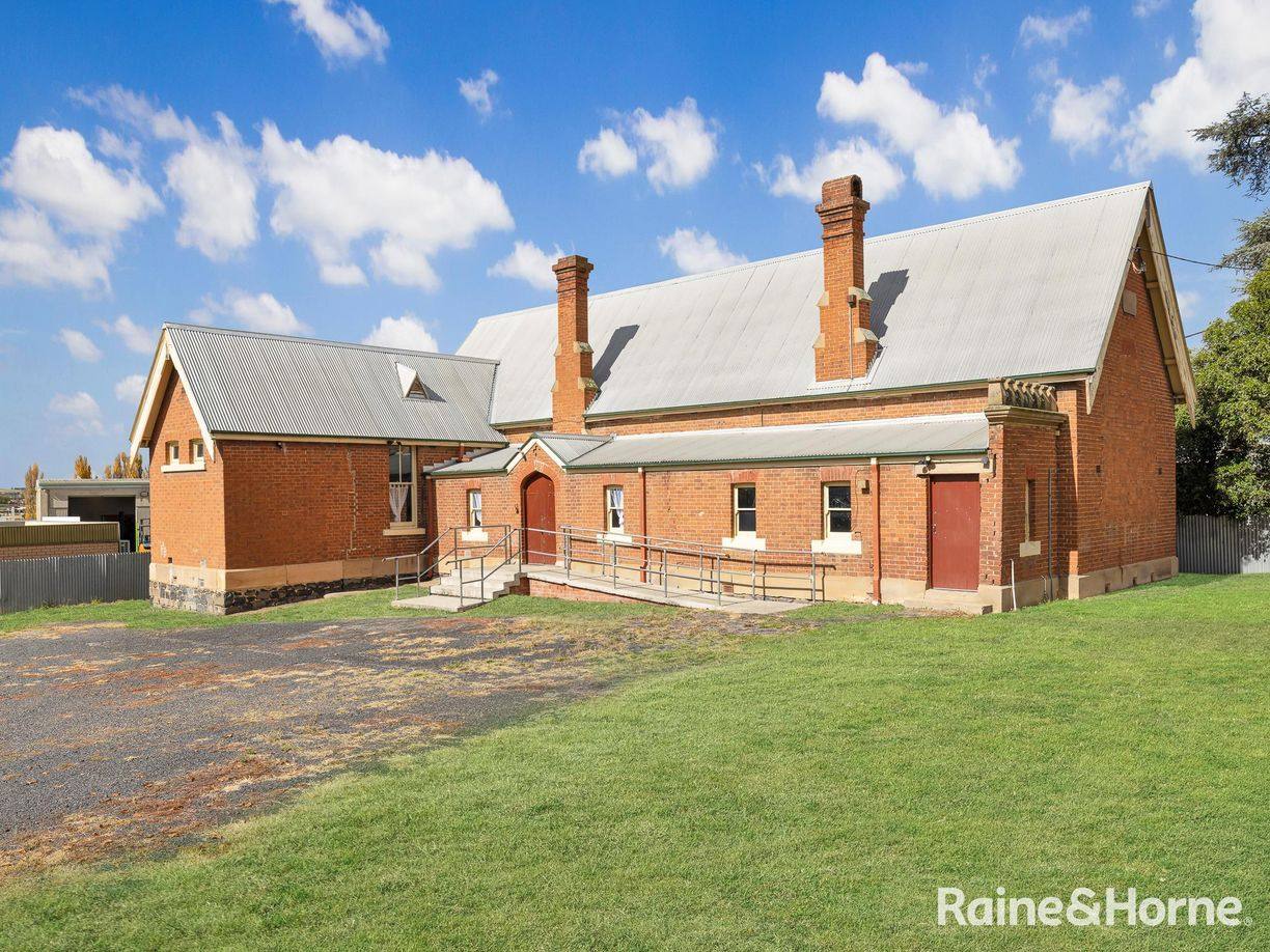 28-34 Bant Street — photo from Raine & Horne