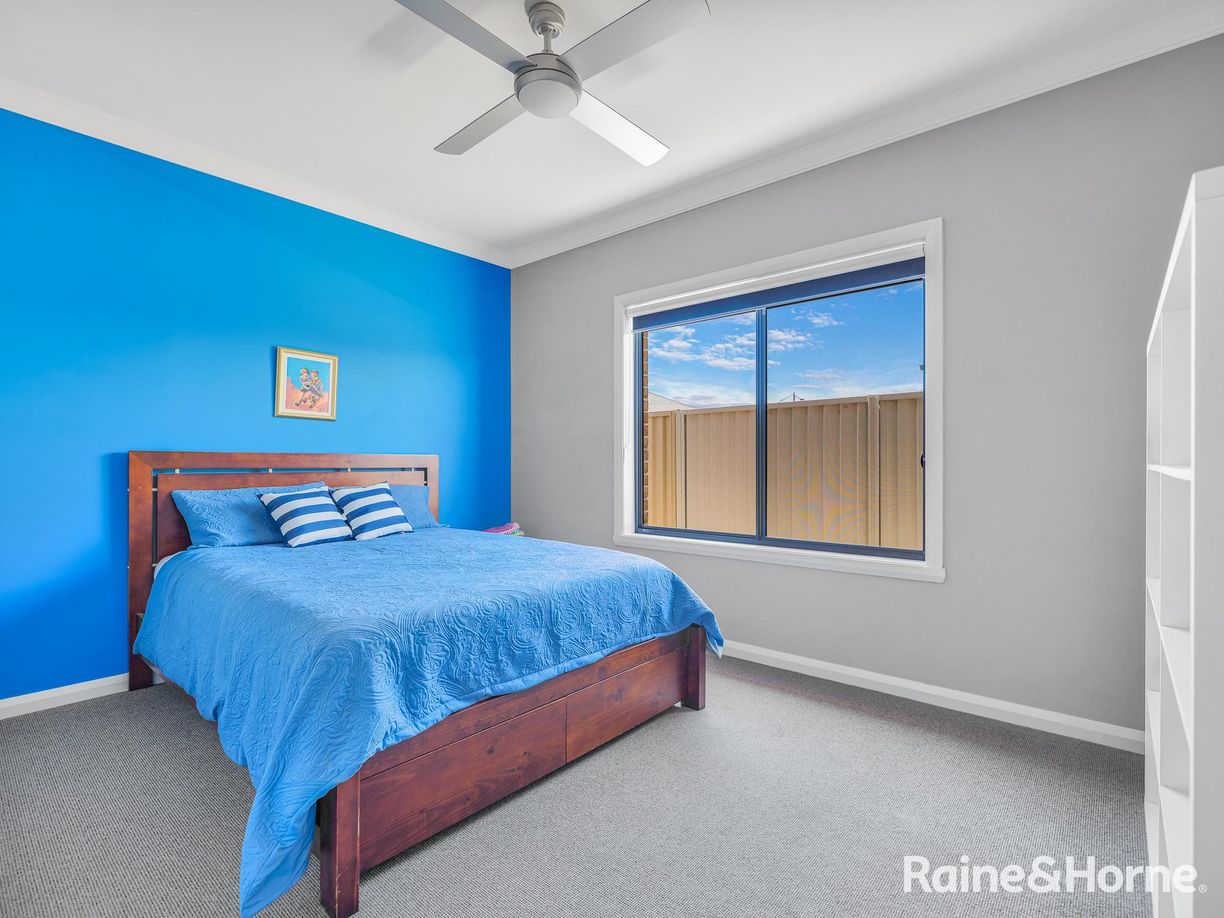 11 Willott Close — photo 20 of 30