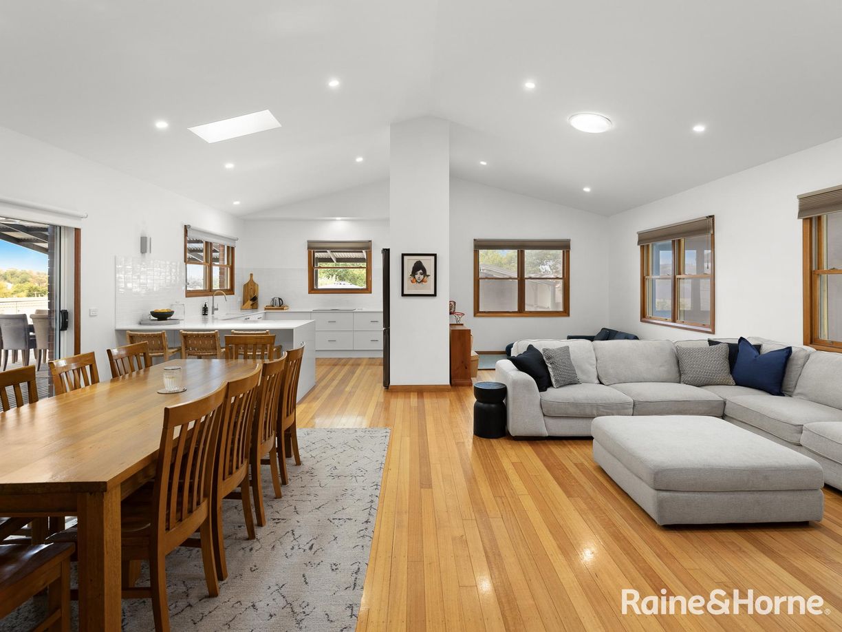 256 Piper Street — photo 4 of 30