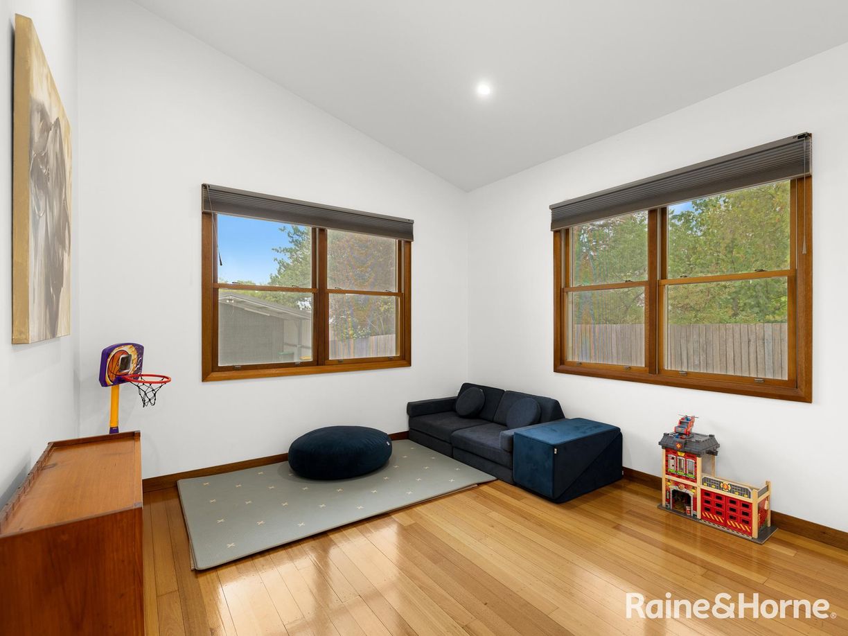256 Piper Street — photo 8 of 30