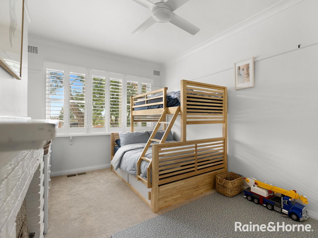 256 Piper Street — photo 18 of 30