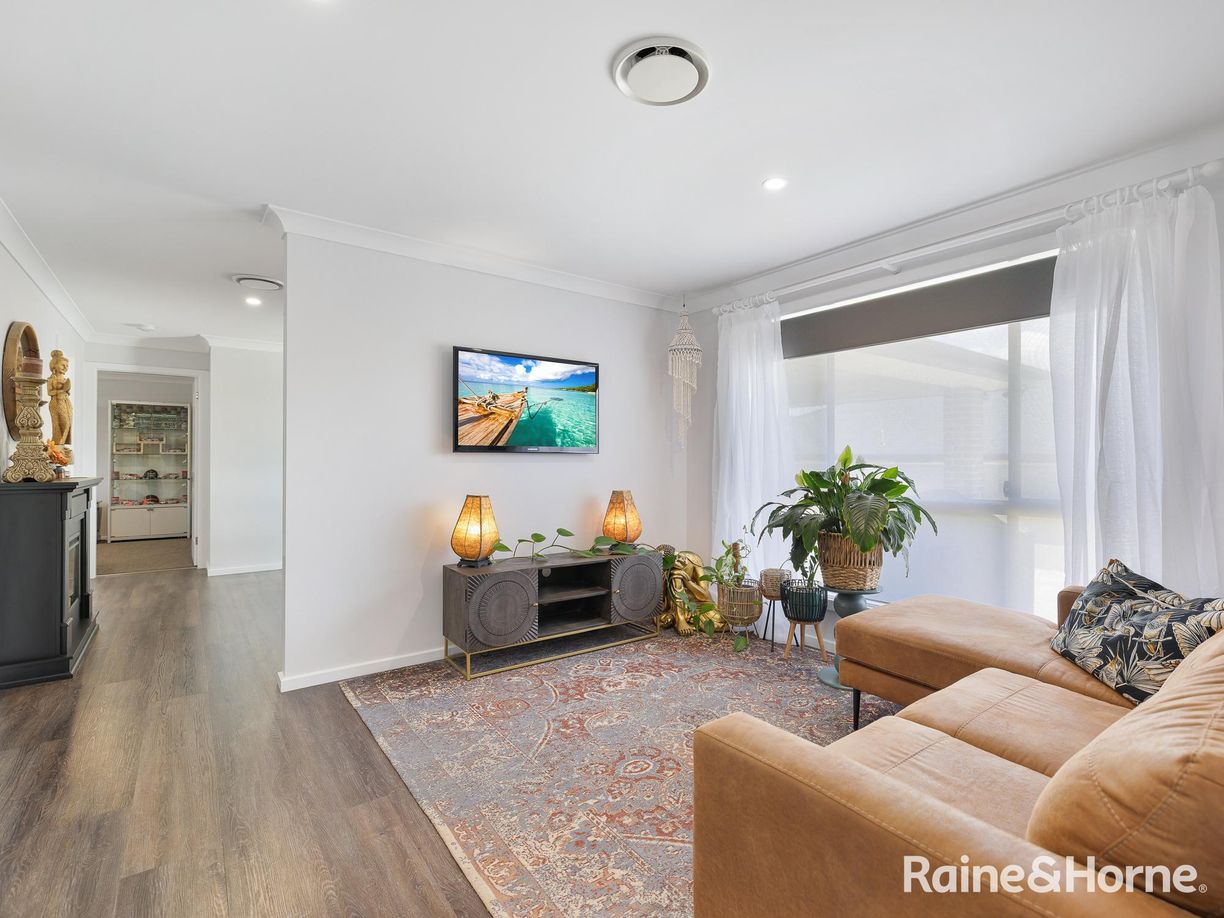 135 Hughes Street — photo 13 of 28