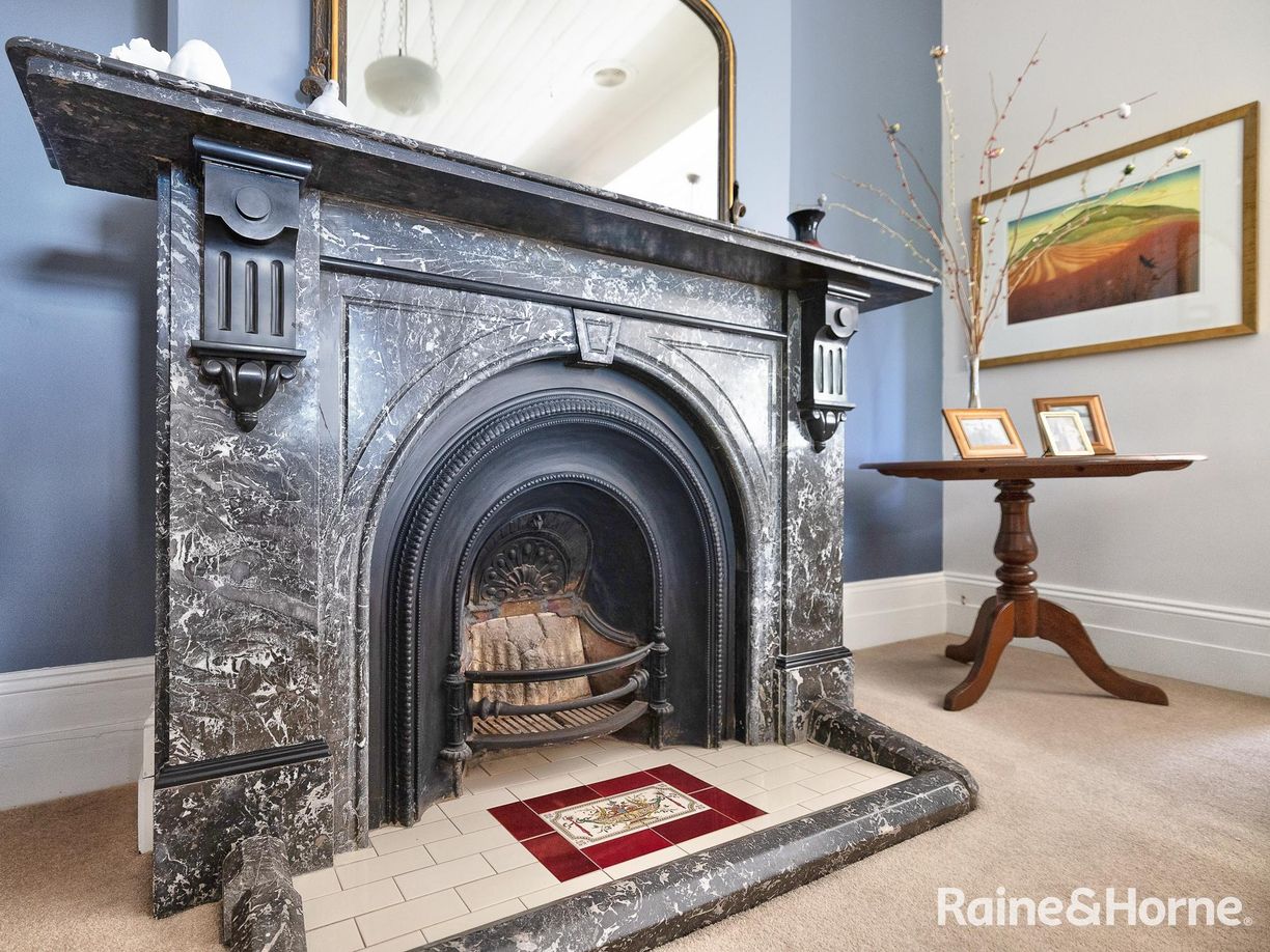 251 Keppel Street — photo 12 of 30