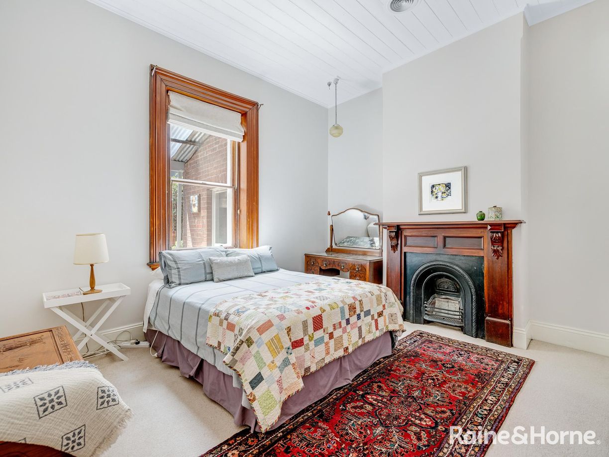251 Keppel Street — photo 15 of 30