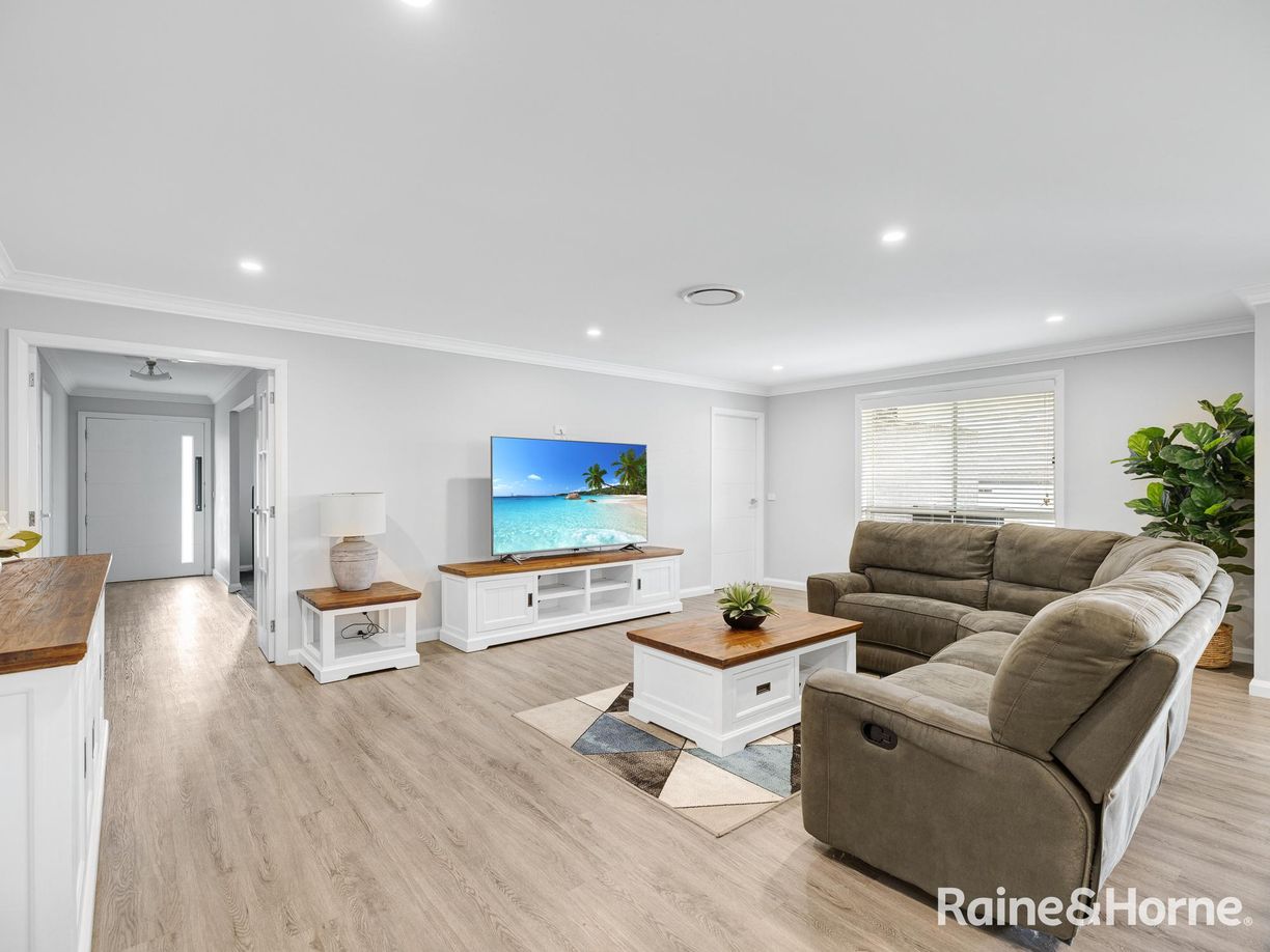 66 Mendel Drive — photo 7 of 27