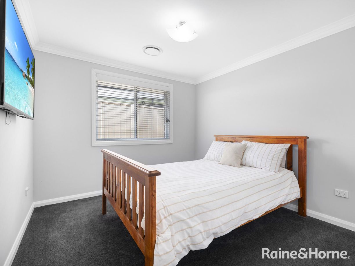 66 Mendel Drive — photo 13 of 27