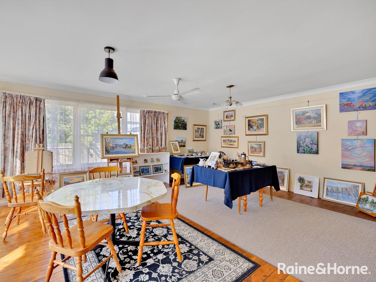 33 Denison Street — photo 5 of 19