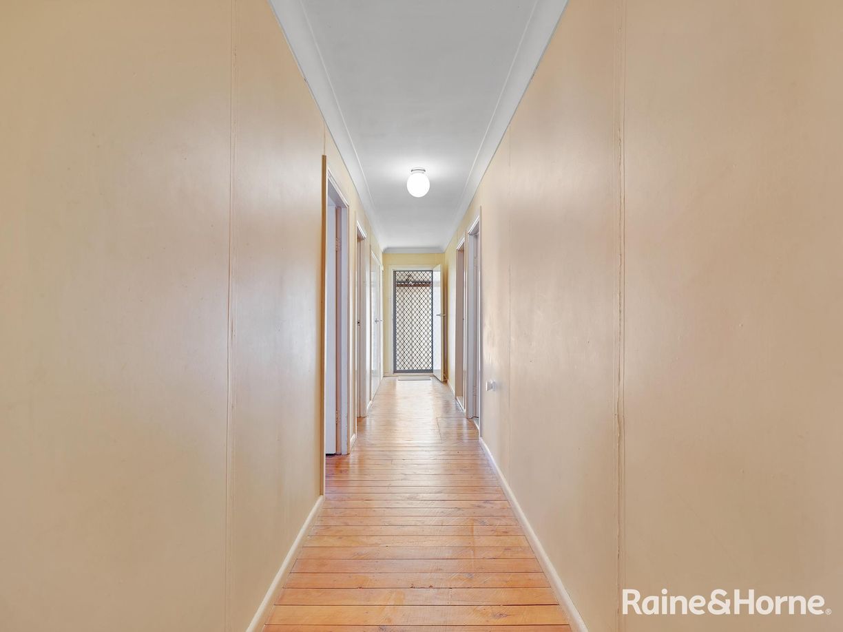 33 Denison Street — photo 9 of 19