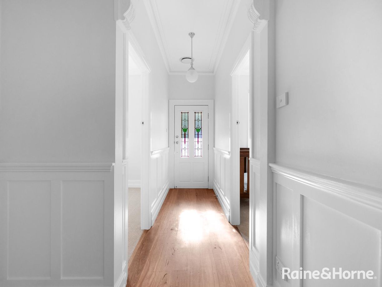 250 Peel Street — photo 9 of 23