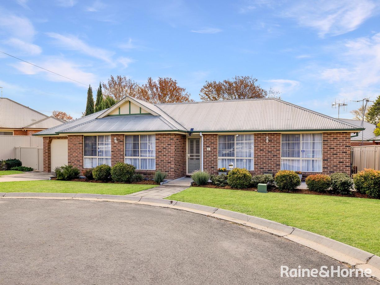 Sold for $645,000 on Jun 26, 2026 - 1 Cole Street, Bathurst, NSW 2795 ...