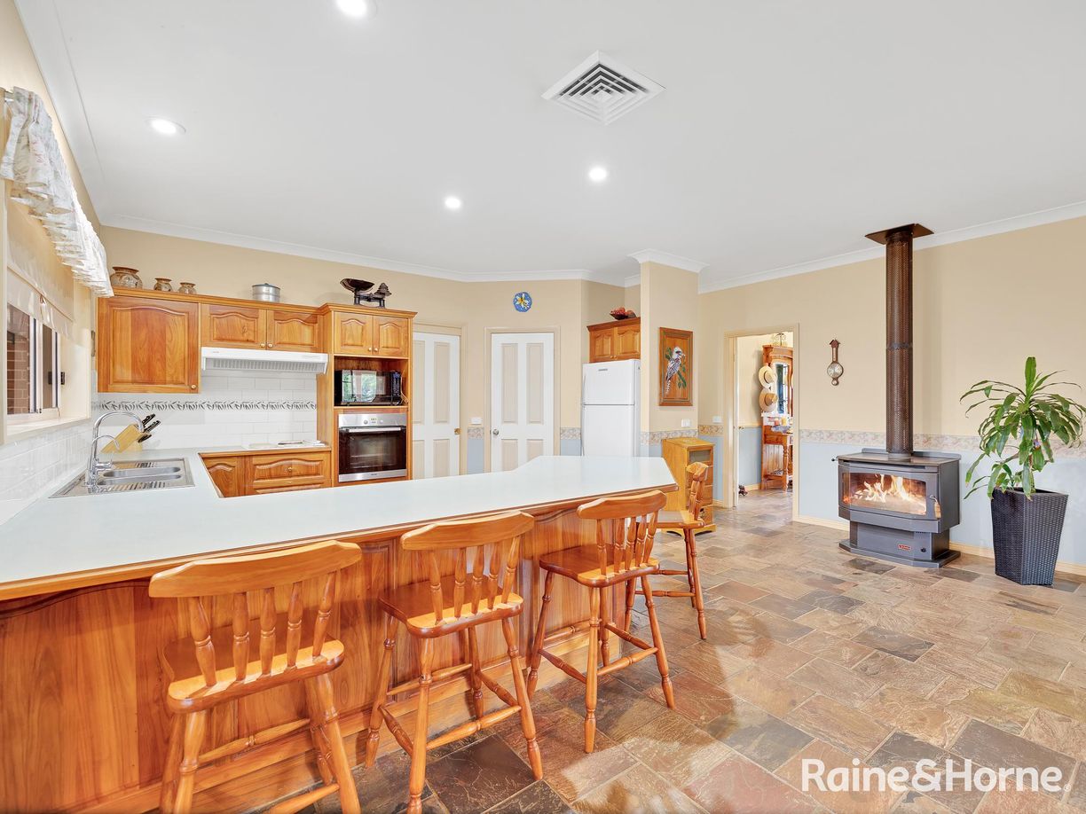 6 Mclennan Close — photo 4 of 28
