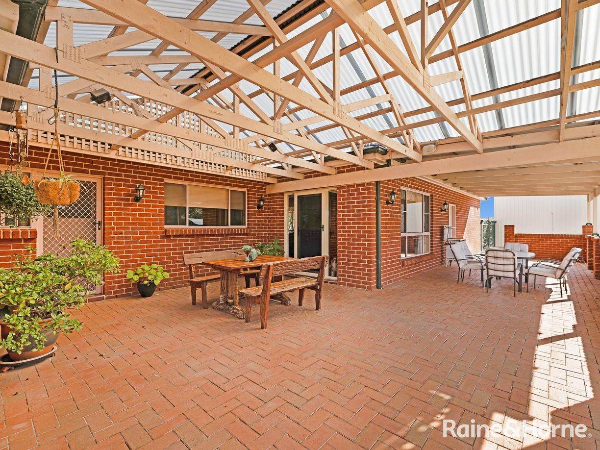6 Mclennan Close — photo 22 of 28