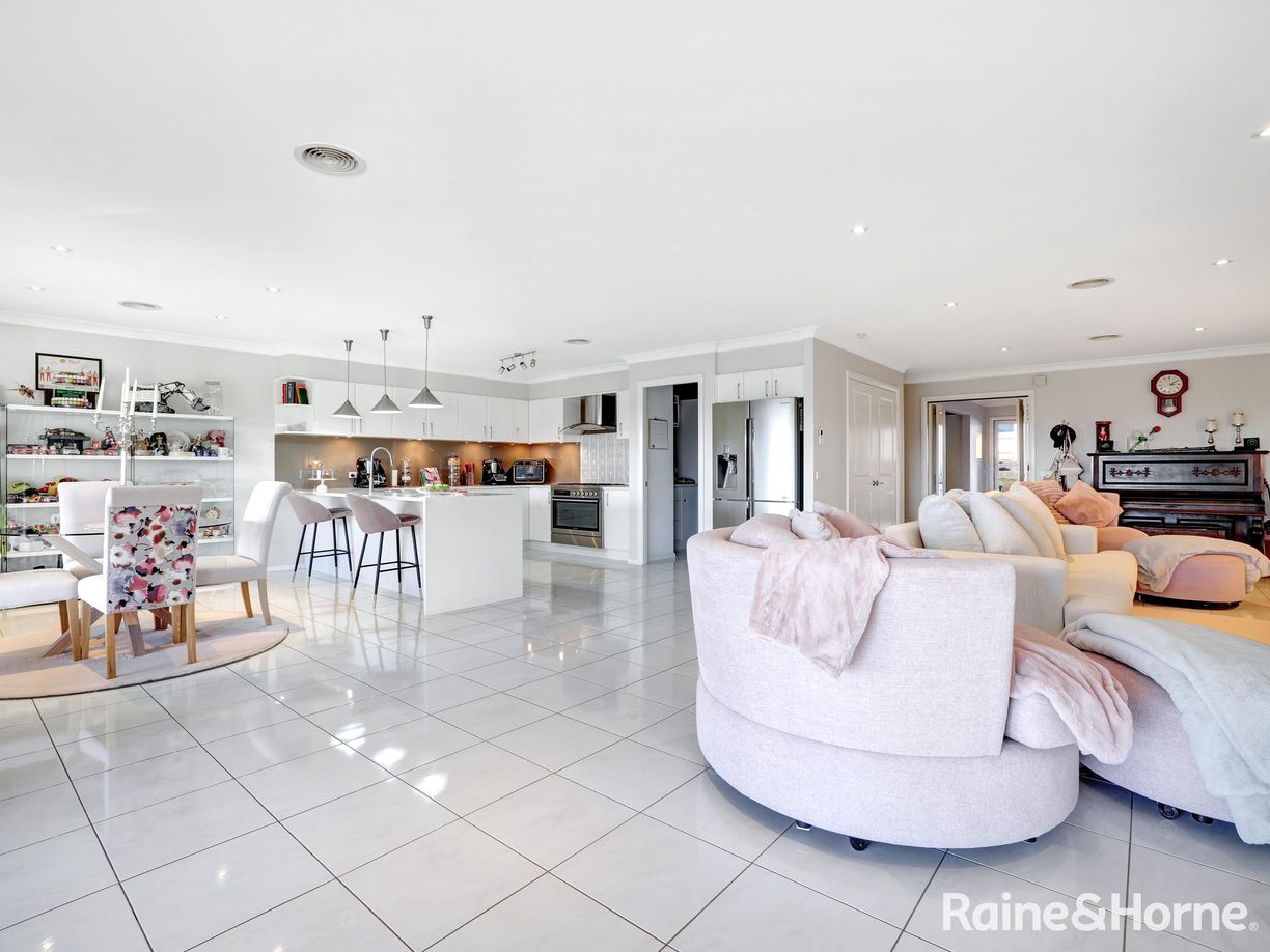 3 Gibsone Drive — photo 7 of 20