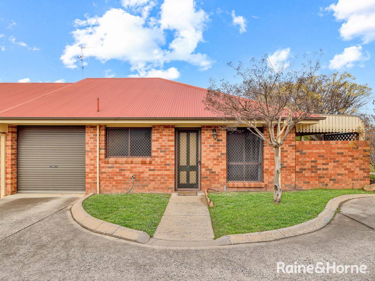 1/41 Lambert Street — photo from Raine & Horne