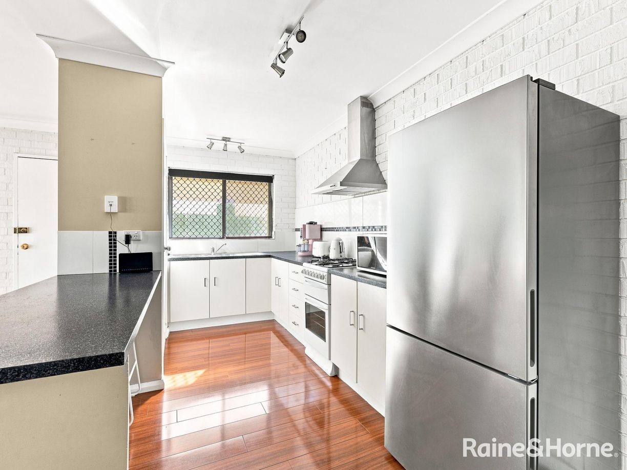 1/41 Lambert Street — photo 2 of 13