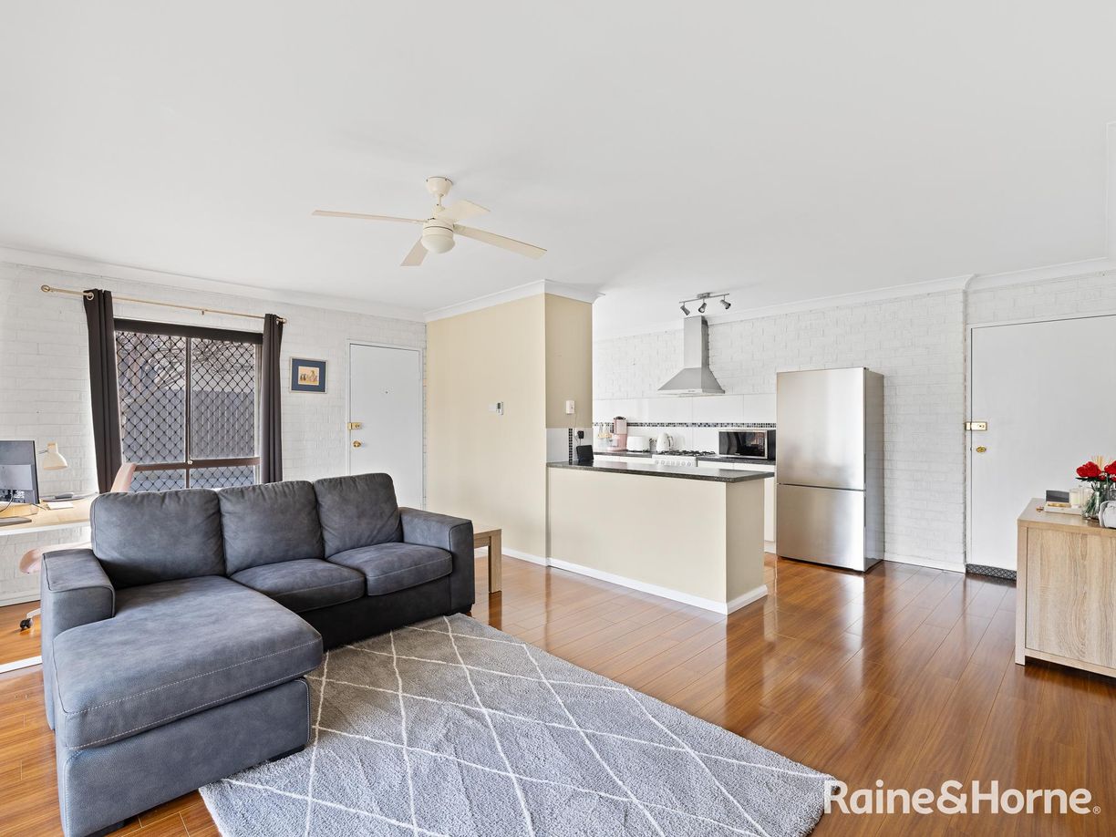 1/41 Lambert Street — photo 5 of 13