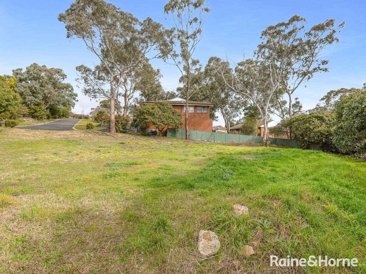 12 Wilkinson Place — photo 3 of 5