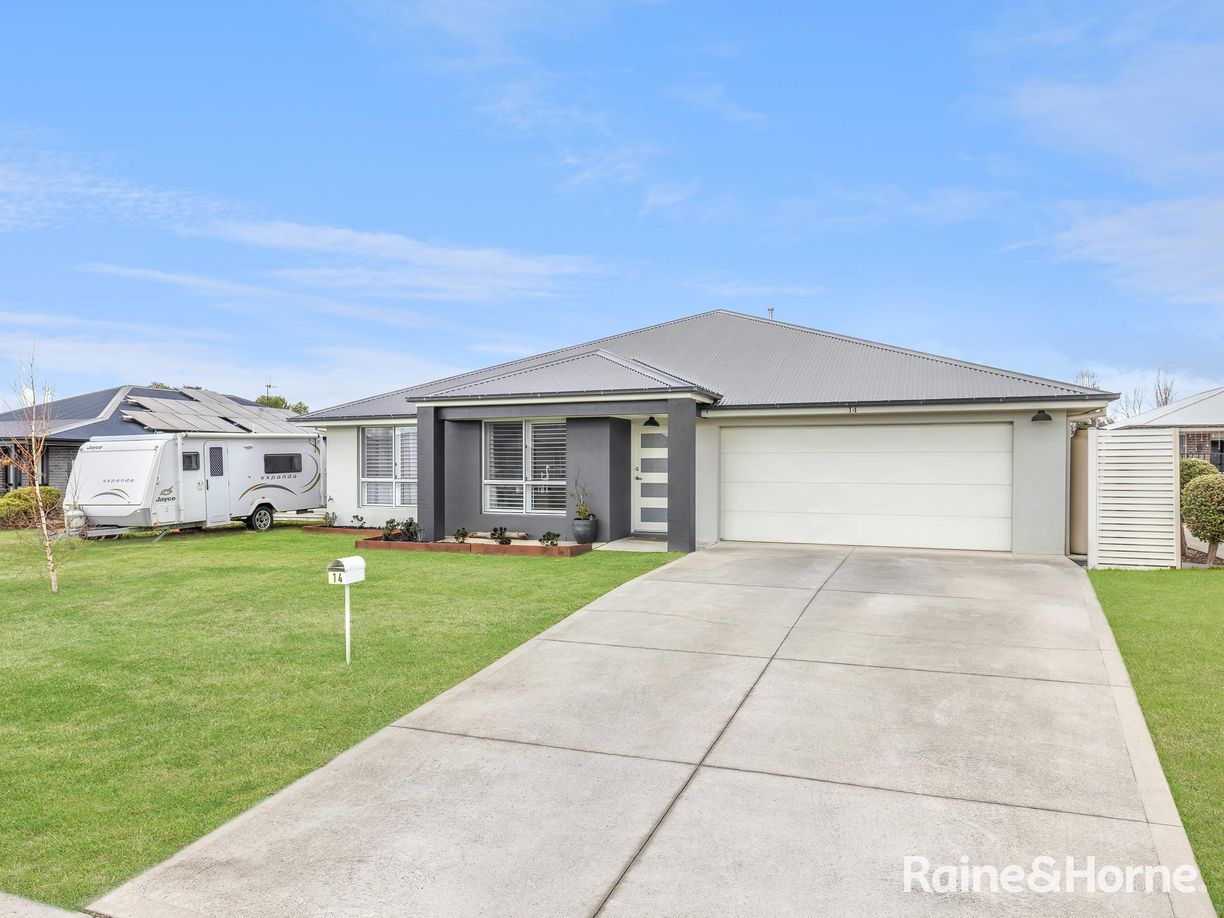 14 Maxwell Drive — photo from Raine & Horne