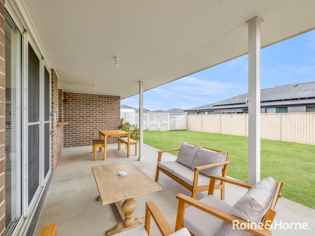 14 Maxwell Drive — photo 13 of 20