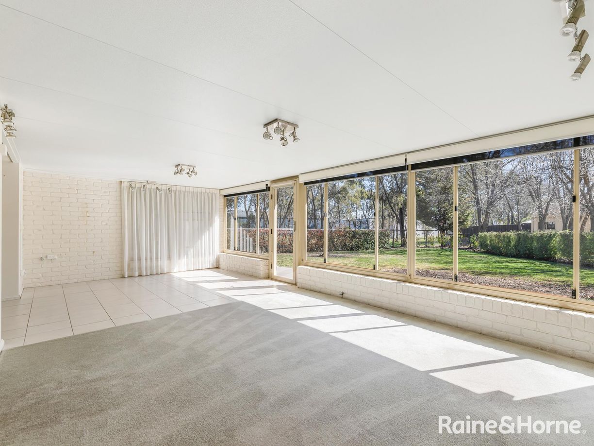 7 Huntingdale Close — photo 5 of 18