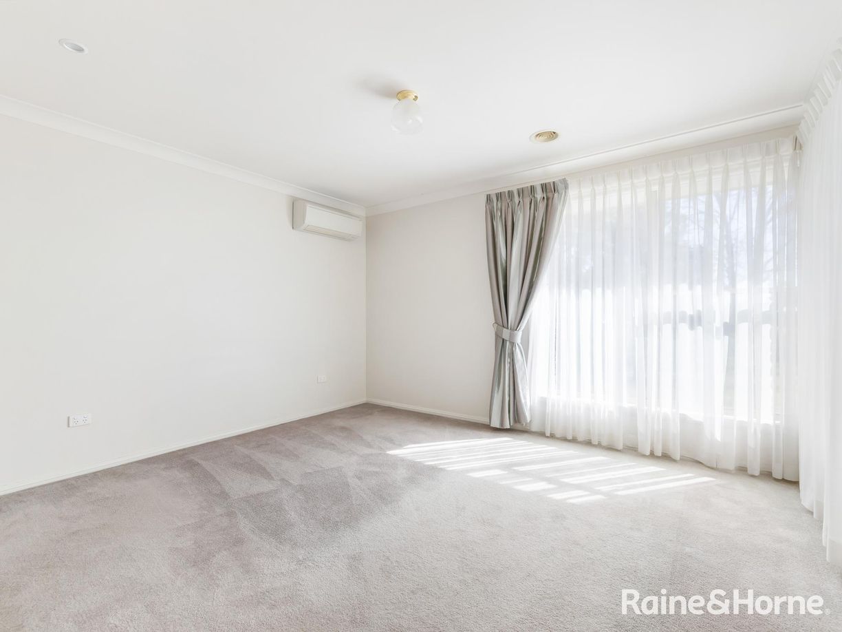 7 Huntingdale Close — photo 6 of 18