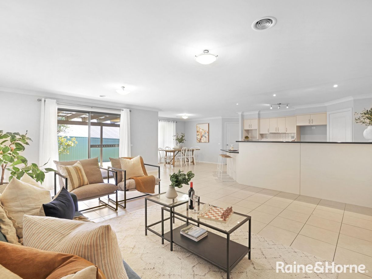 18 Tandora Street — photo 5 of 23