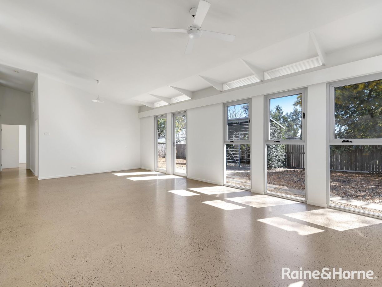 18B Eugenie Street — photo 6 of 19