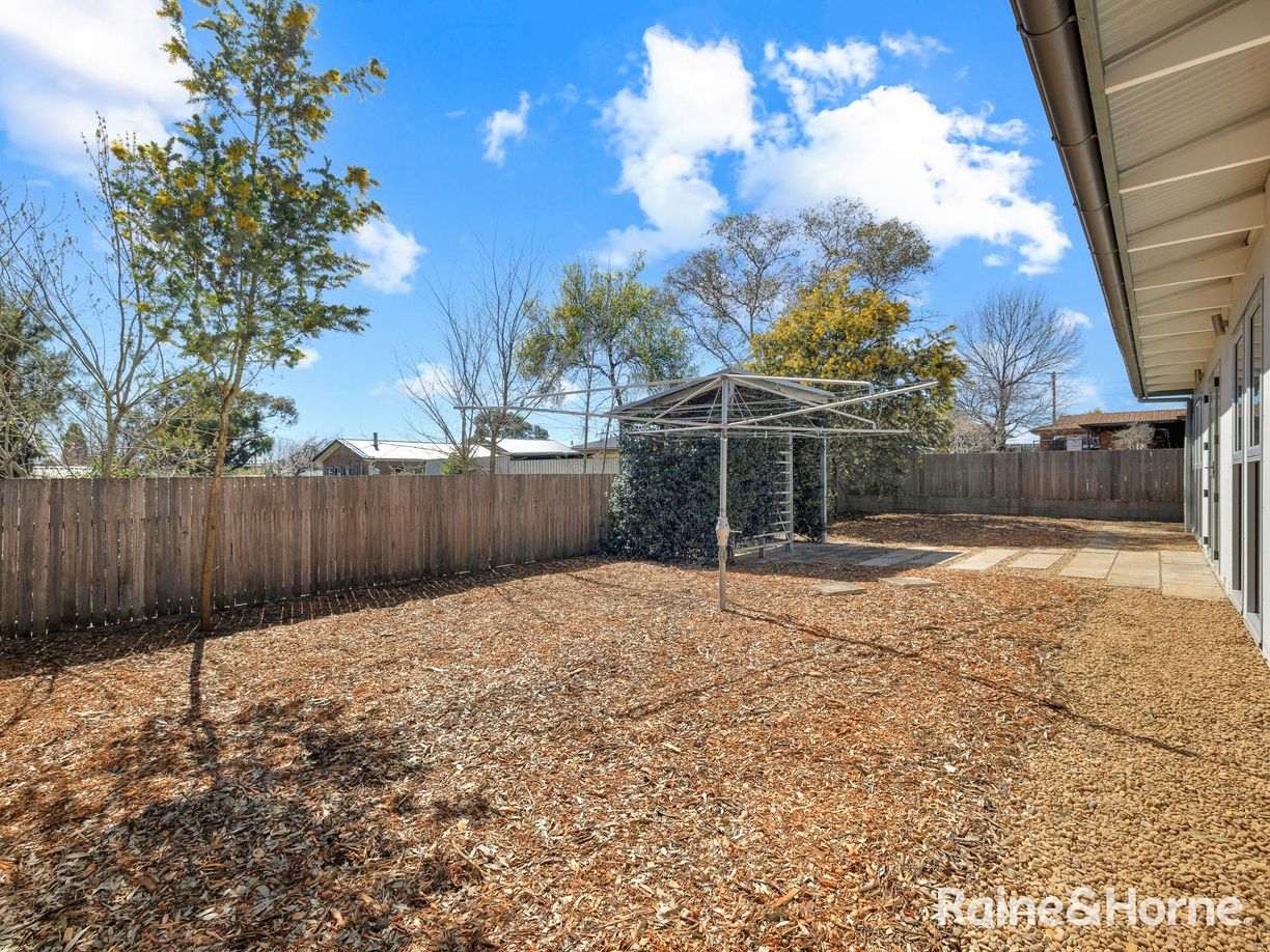 18B Eugenie Street — photo 15 of 19