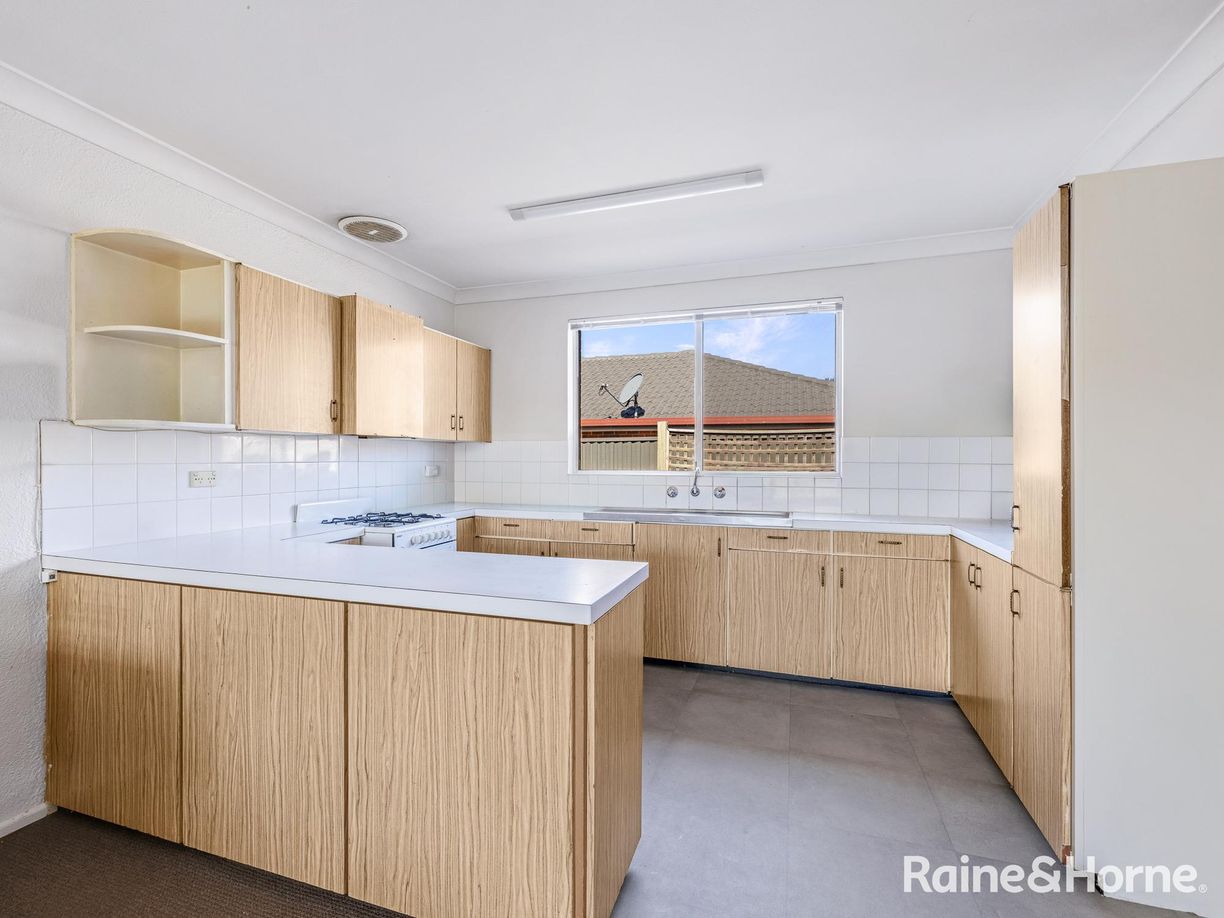 5/223 Lambert street — photo 2 of 8