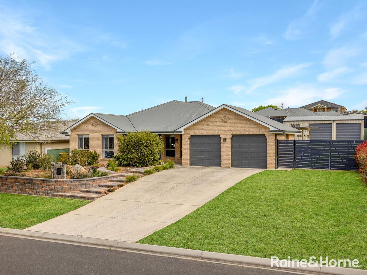 27 Federation Drive — photo from Raine & Horne