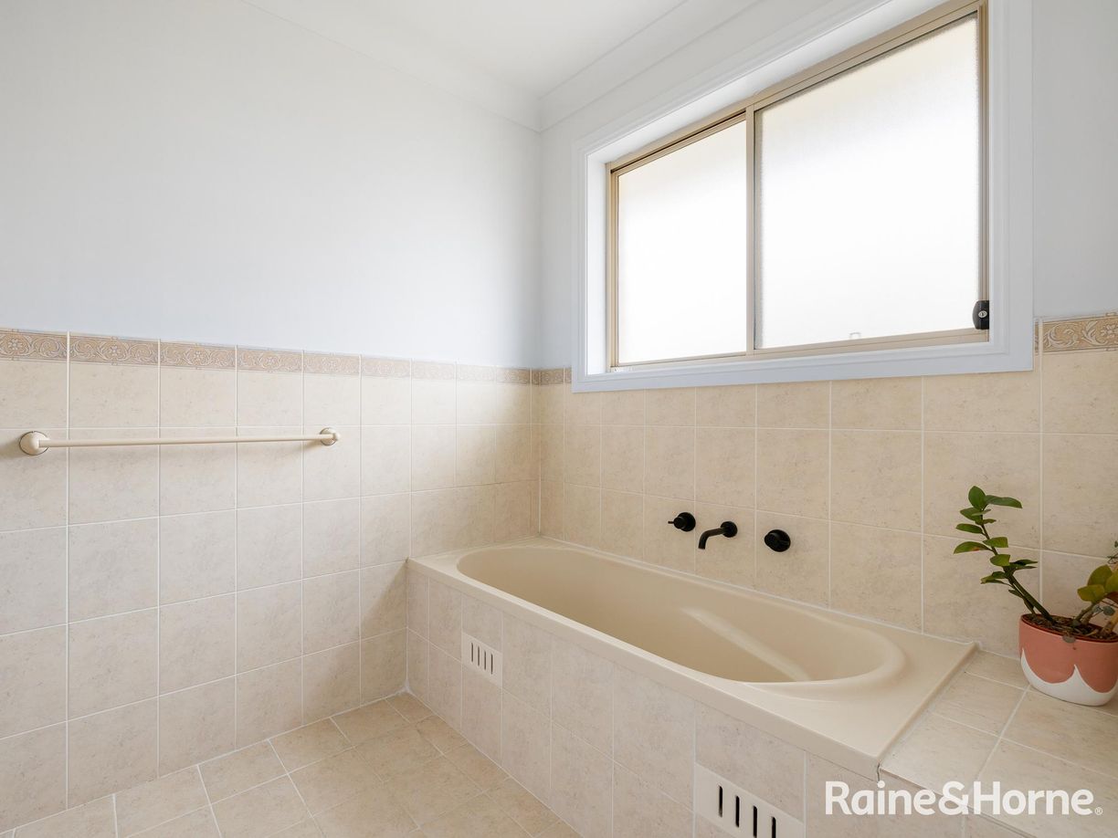 27 Federation Drive — photo 13 of 17