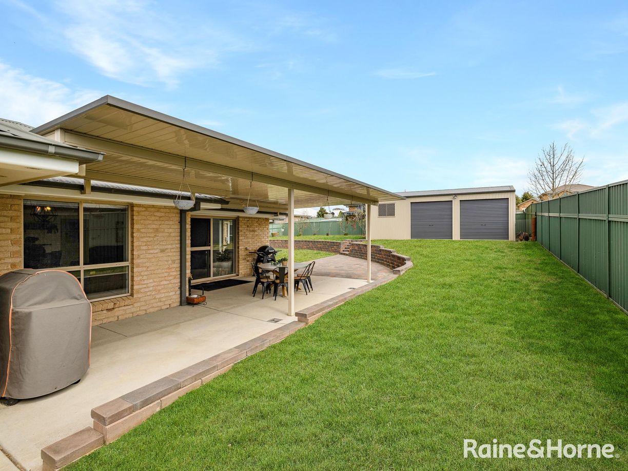 27 Federation Drive — photo 15 of 17
