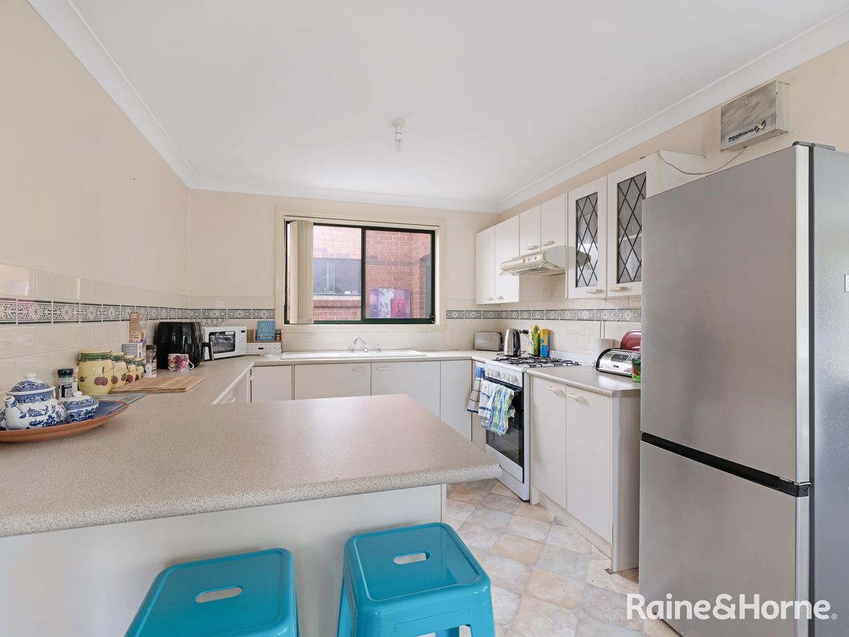 1/66 Bonnor Street — photo 3 of 10