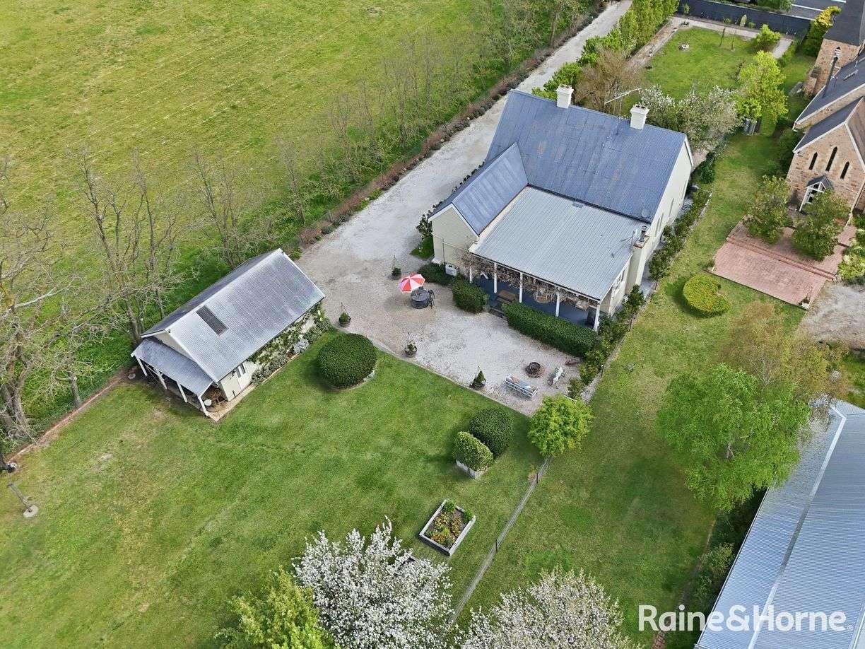 2430 O'Connell Road — photo 16 of 21