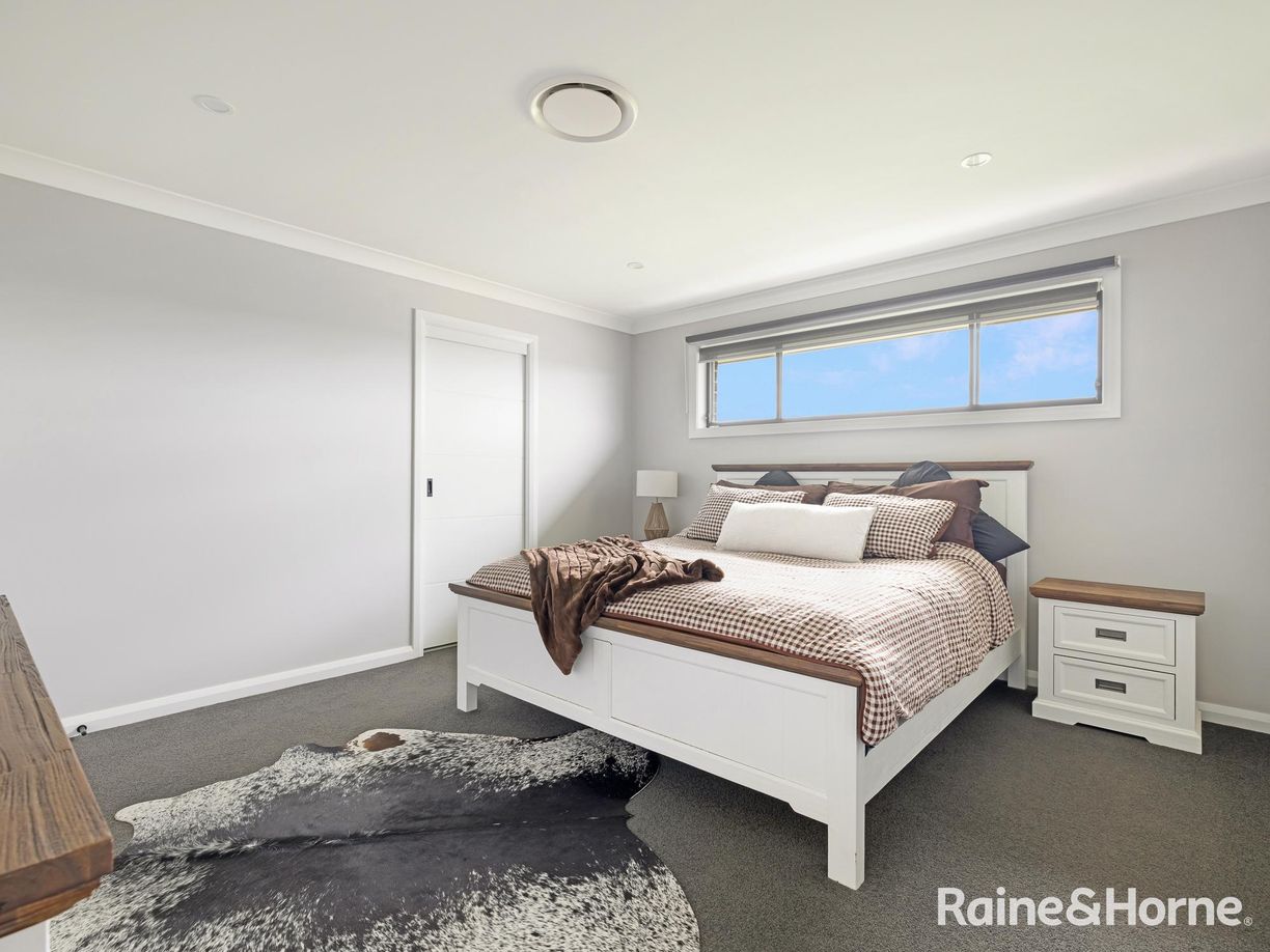 67 Newlands Crescent — photo 7 of 17