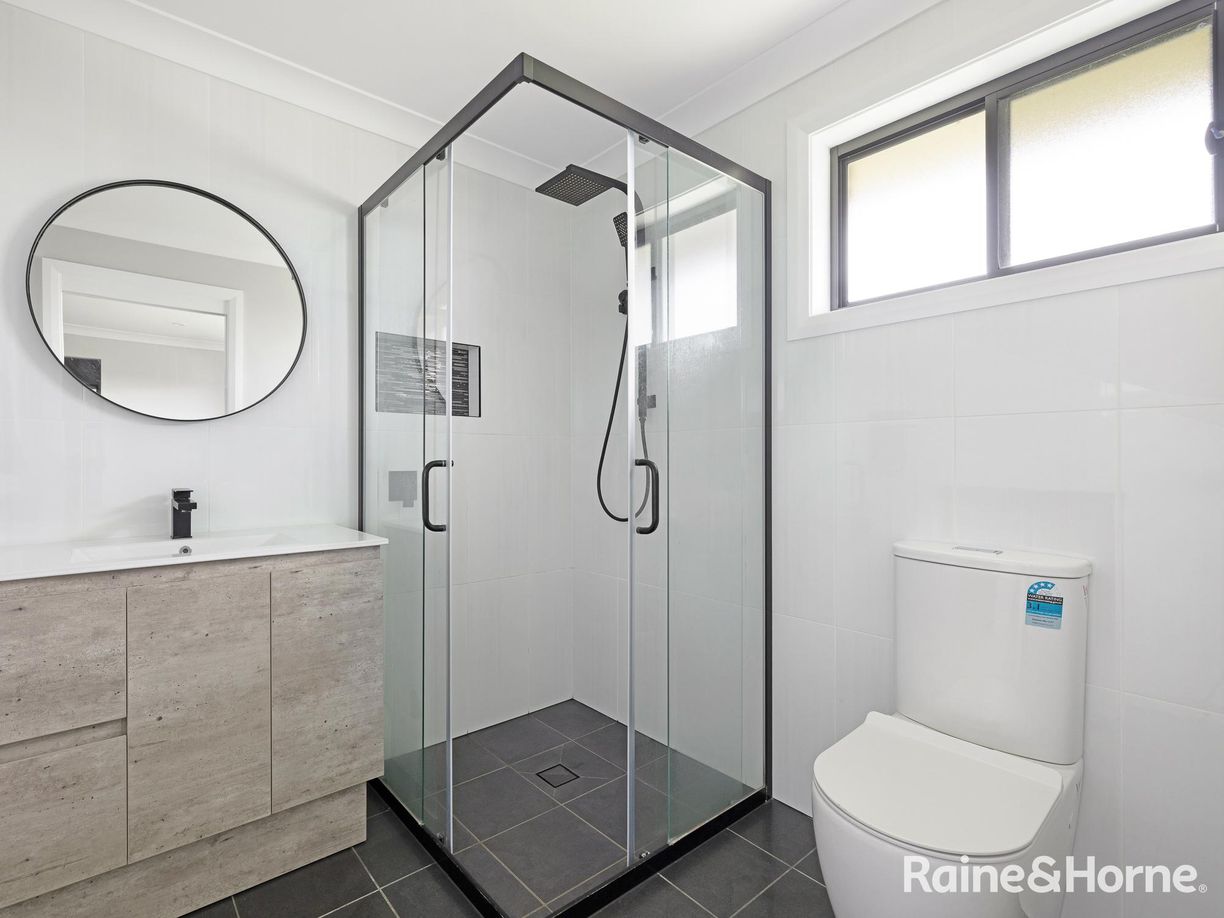 67 Newlands Crescent — photo 8 of 17