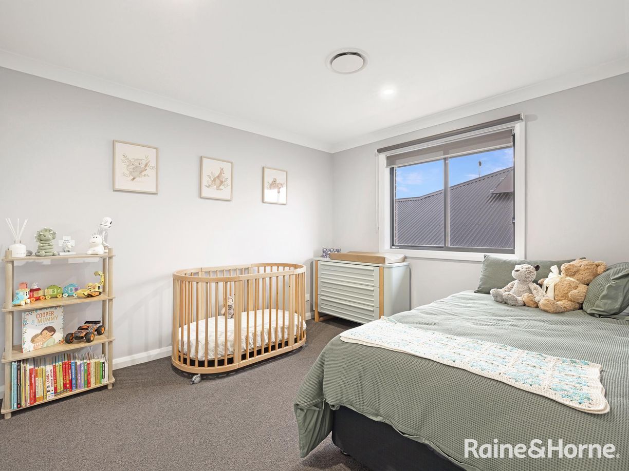 67 Newlands Crescent — photo 10 of 17
