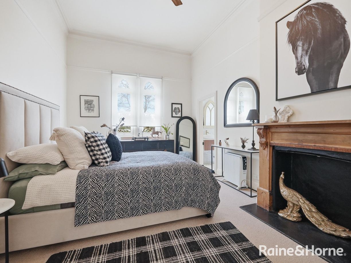 2430 O'Connell Road — photo 10 of 21