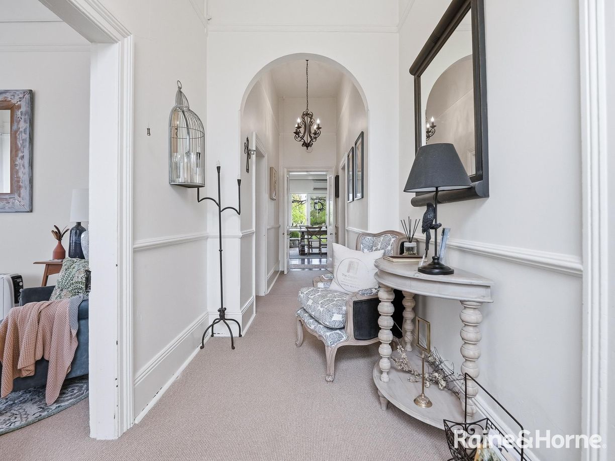 2430 O'Connell Road — photo 8 of 21
