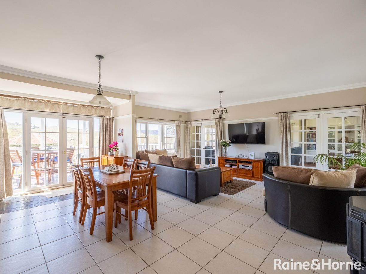 2216 Freemantle Road — photo 3 of 30