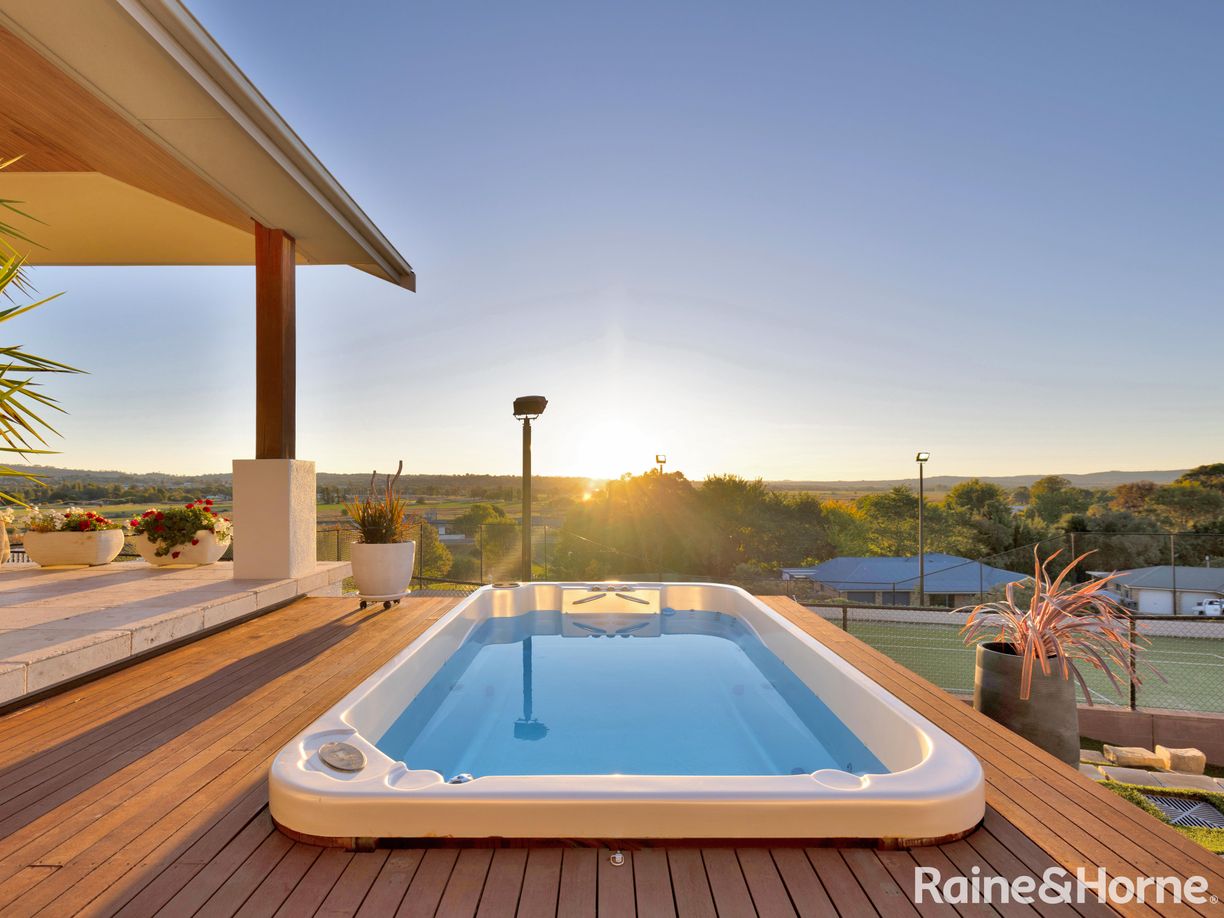 4 Negundo Place — photo from Raine & Horne