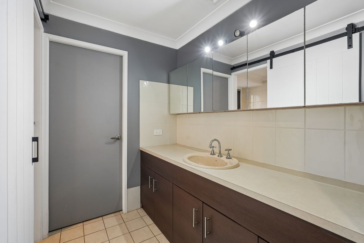 7 Rankin Close — photo 5 of 18