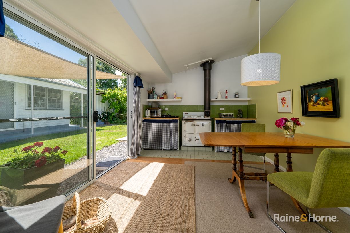 17 Naas St — photo 10 of 27
