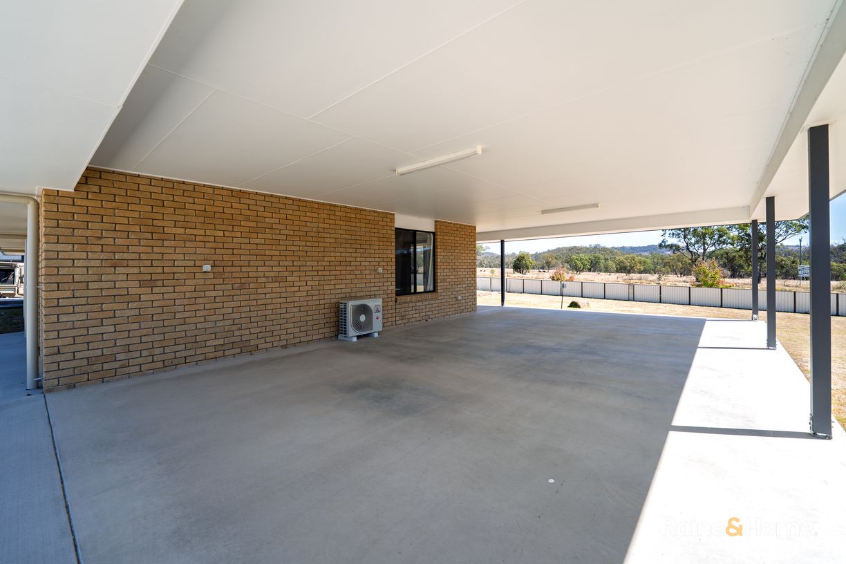 5 Parkes Drive — photo 11 of 15